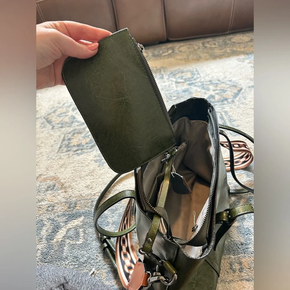 MDBM leather tote/purse - Picture 5 of 11